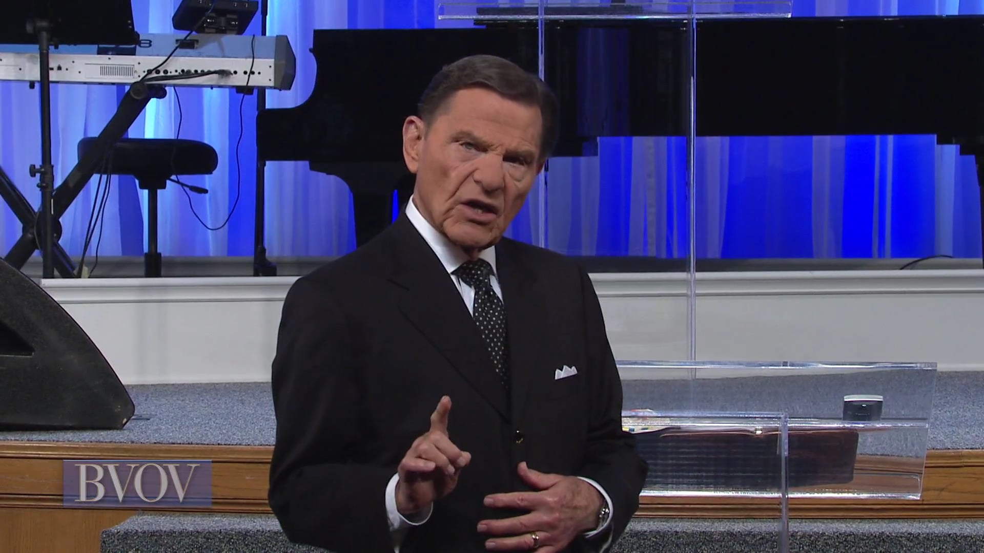 Don’t let symptoms do all the talking! Watch Believer’s Voice of Victory as Kenneth Copeland teaches how you can believe your covenant promise of healing every time and defeat the devil’s attempts to put sickness and disease on you. Don’t believe the contradiction; believe the covenant! Don’t let symptoms do all the talking! Watch Believer’s Voice of Victory as Kenneth Copeland teaches how you can believe your covenant promise of healing every time and defeat the devil’s attempts to put sickness and disease on you. Don’t believe the contradiction; believe the covenant!