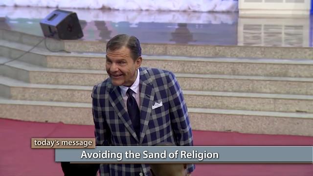 Do you want a rock-solid life? Watch Kenneth Copeland on Believer’s Voice of Victory as he explains how religion isn’t a solid foundation but sinking sand. A revelation of the love of God from your heart, not your head, is the rock for a life built to last! Do you want a rock-solid life? Watch Kenneth Copeland on Believer’s Voice of Victory as he explains how religion isn’t a solid foundation but sinking sand. A revelation of the love of God from your heart, not your head, is the rock for a life built to last!