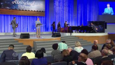 2019 Miracles on the Mountain: The Name of Jesus is Above Every Other Name (10 a.m.)